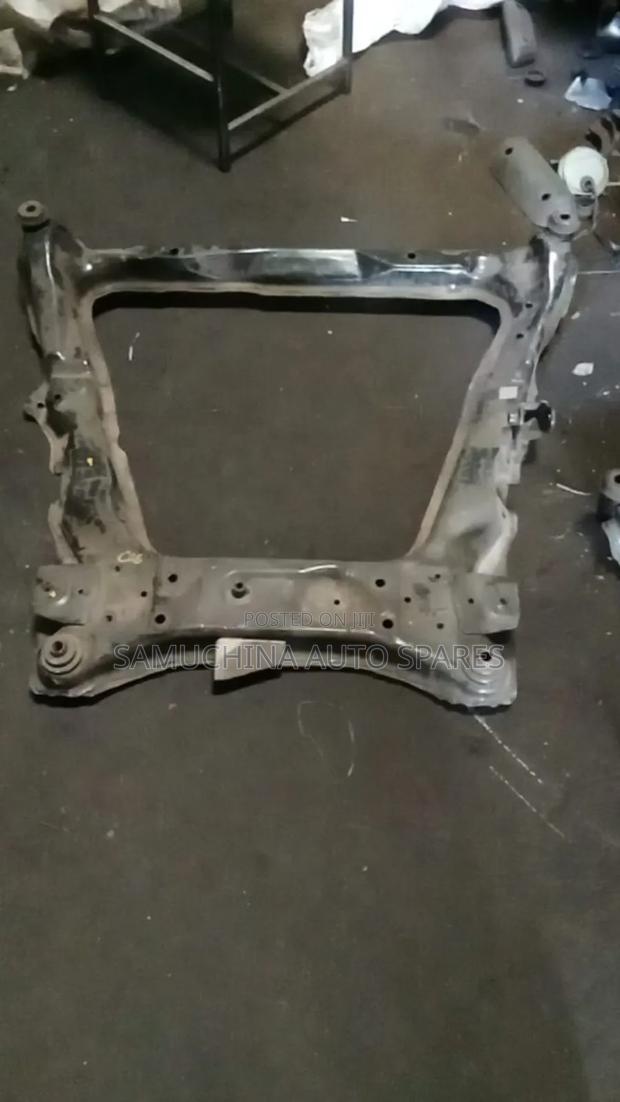 Cradle Nissan Serena C26