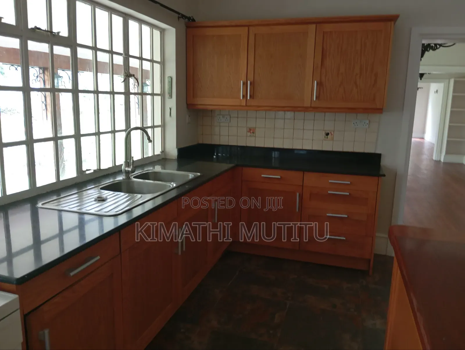 5bdrm Maisonette in Gated Community., Hardy for sale