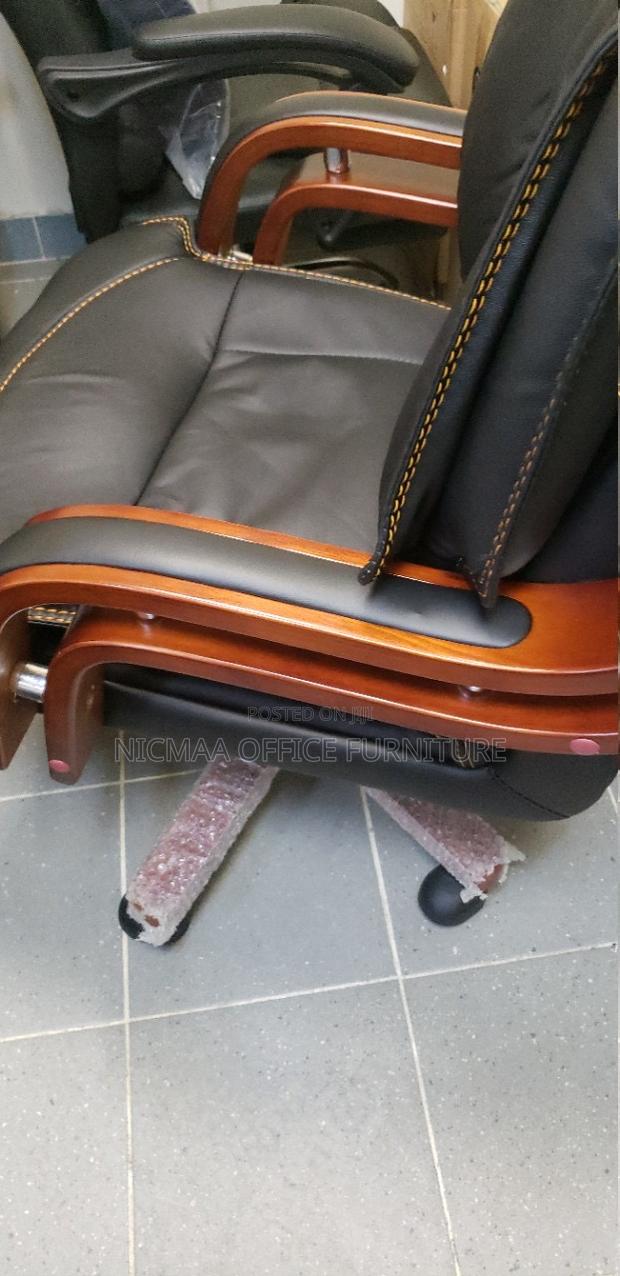 Prestige, Comfort Craftsmanship Executive Seat - thumbnail 2