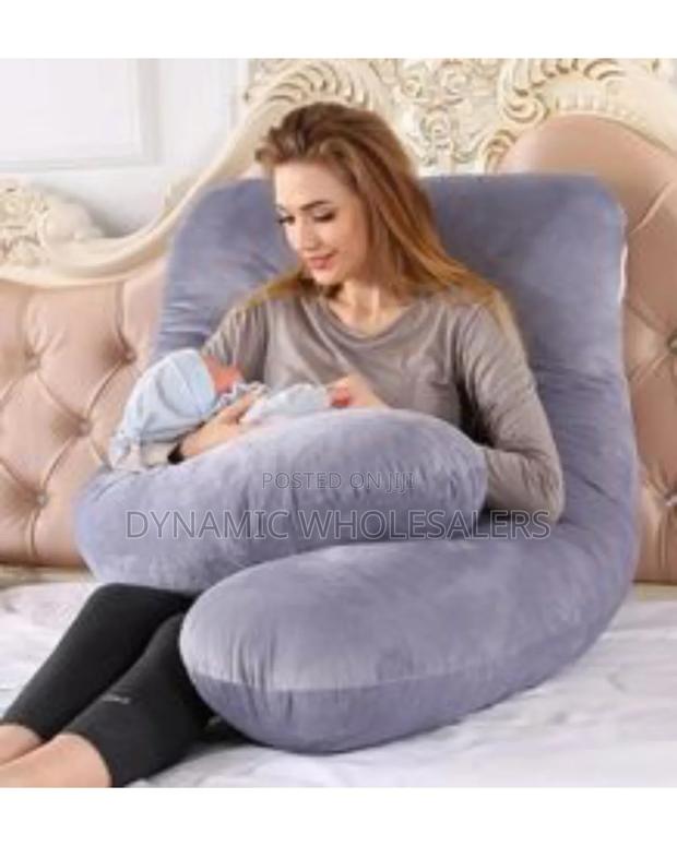 U Shape Velvet Pregnancy Pillow. - thumbnail 2
