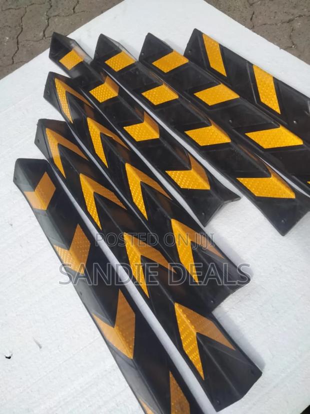 Reflective Pillar Guards - thumbnail 3