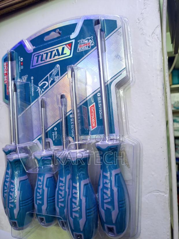 Total Tht250606 6 PCS Screwdriver Set.