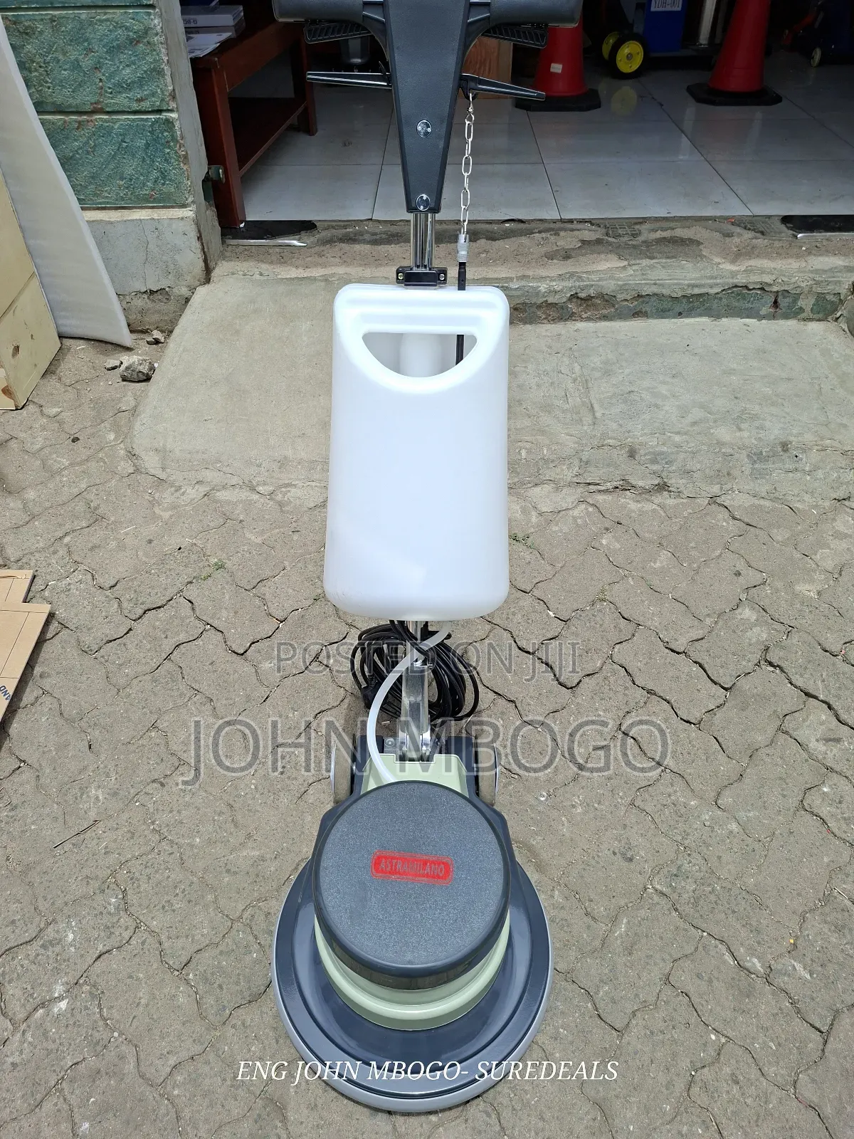 Astramilano Floor Scrubber Machine