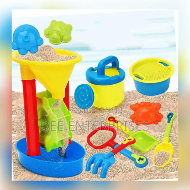 Beach Toy Set Plus Free Bucket