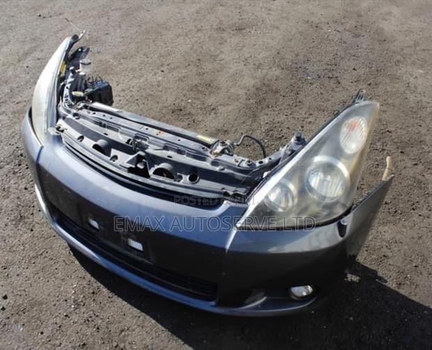 Toyota Wish 2005 Nosecut
