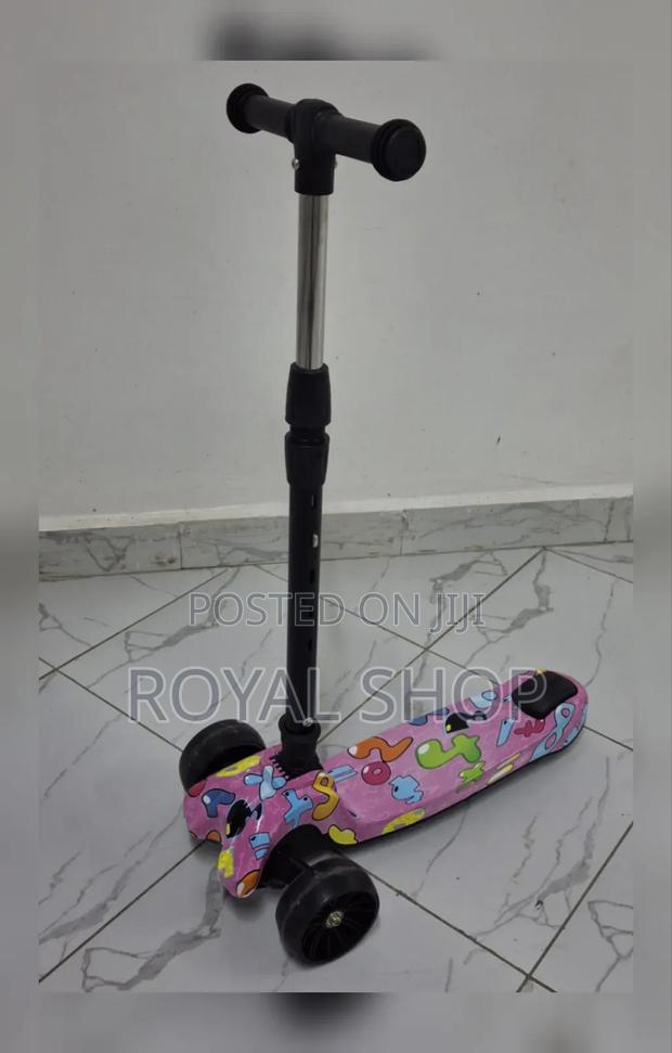 Scooter With Wide Wheeled