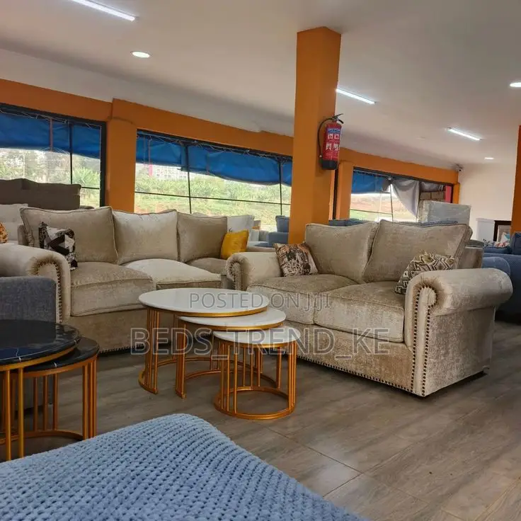 Buffallo-Inspired 5 Seater Sofa 2,3