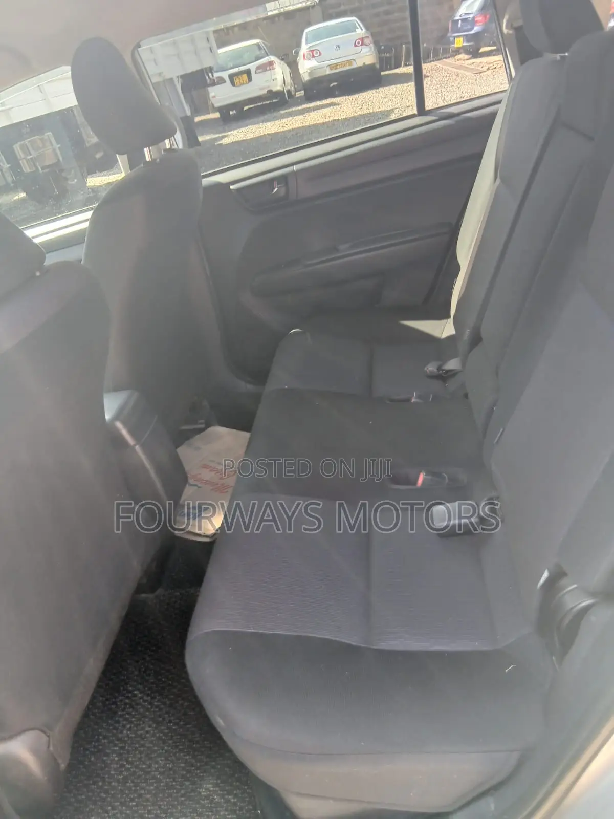 Toyota Corolla Fielder 2017 Silver