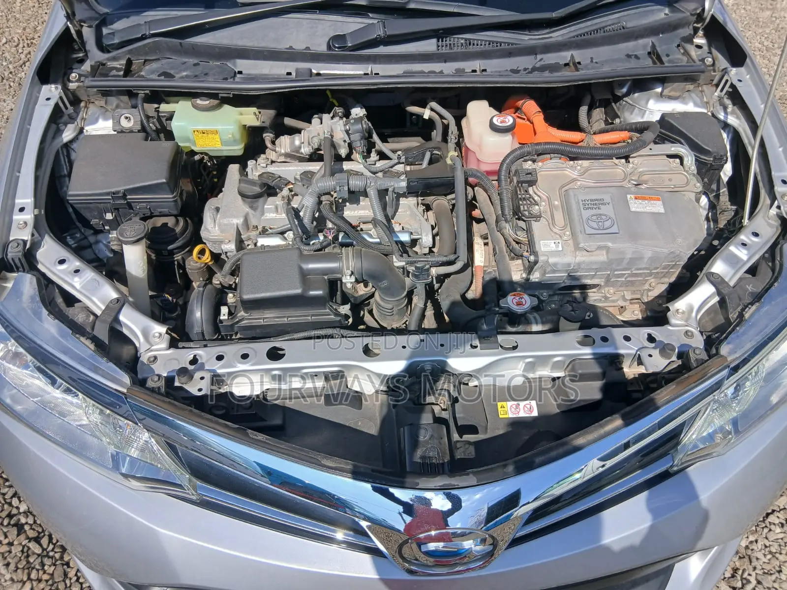 Toyota Corolla Fielder 2017 Silver