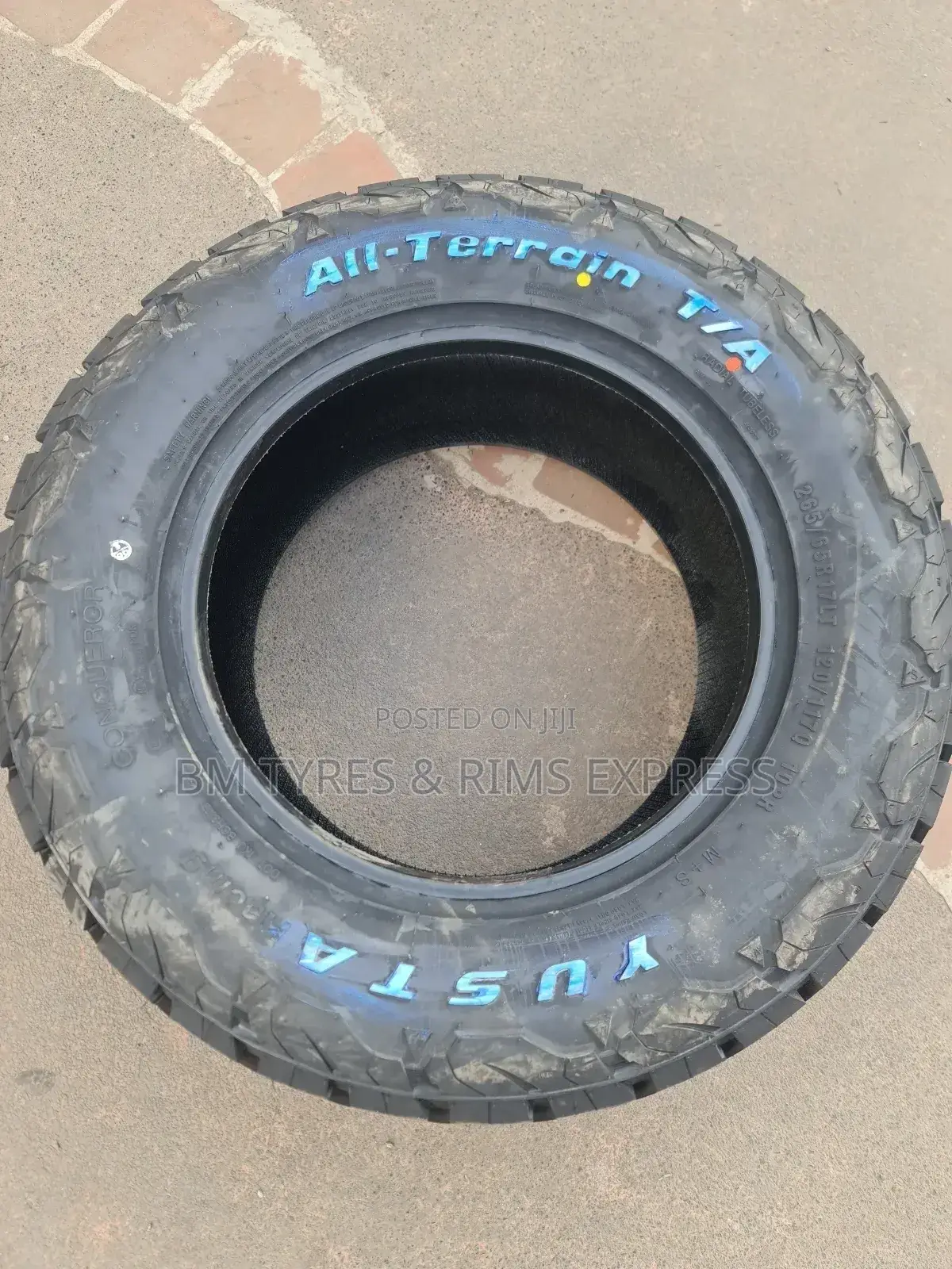 265 /65 R17 Lt Yusta (A/T) New Technology.