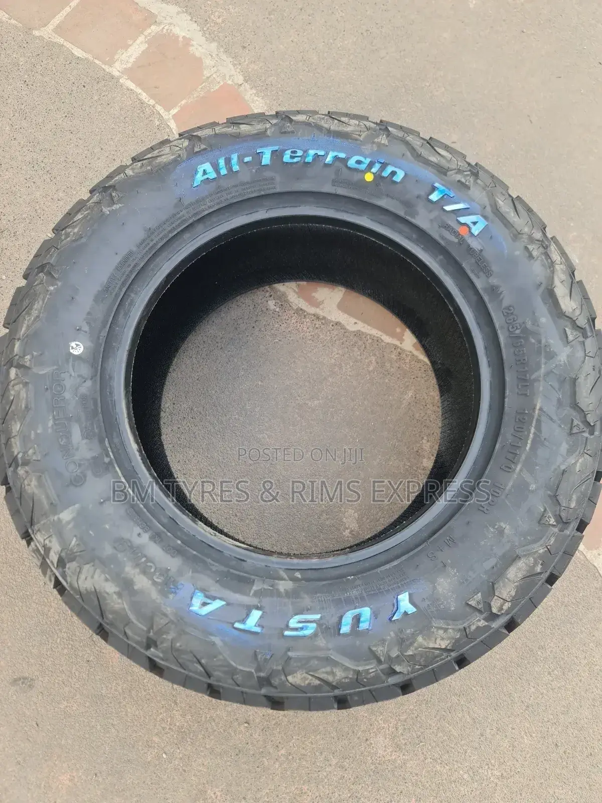 265 /65 R17 Lt Yusta (A/T) New Technology.
