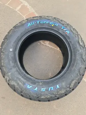 265 /65 R17 Lt Yusta (A/T) New Technology.