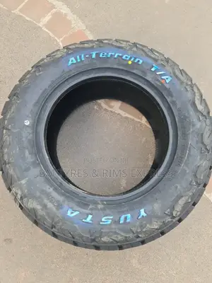 265 /65 R17 Lt Yusta (A/T) New Technology.