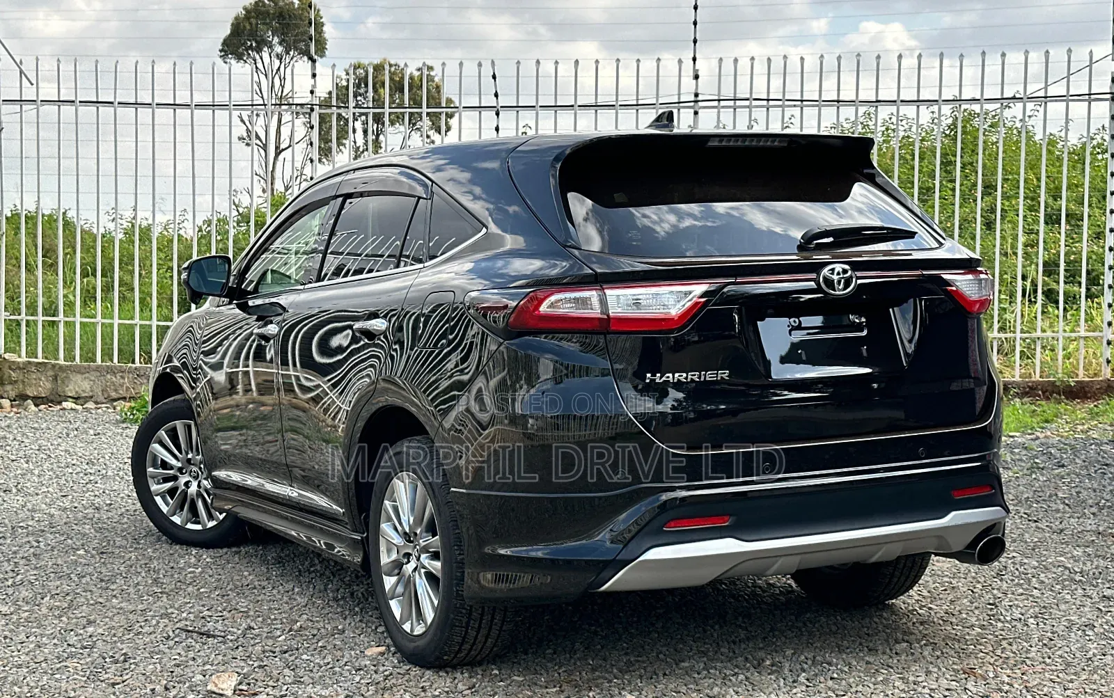 Toyota Harrier 2.0 Turbo 2019 Black