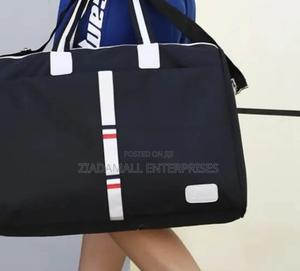 Effortless Elegance on the Go Duffle Bag - thumbnail 2