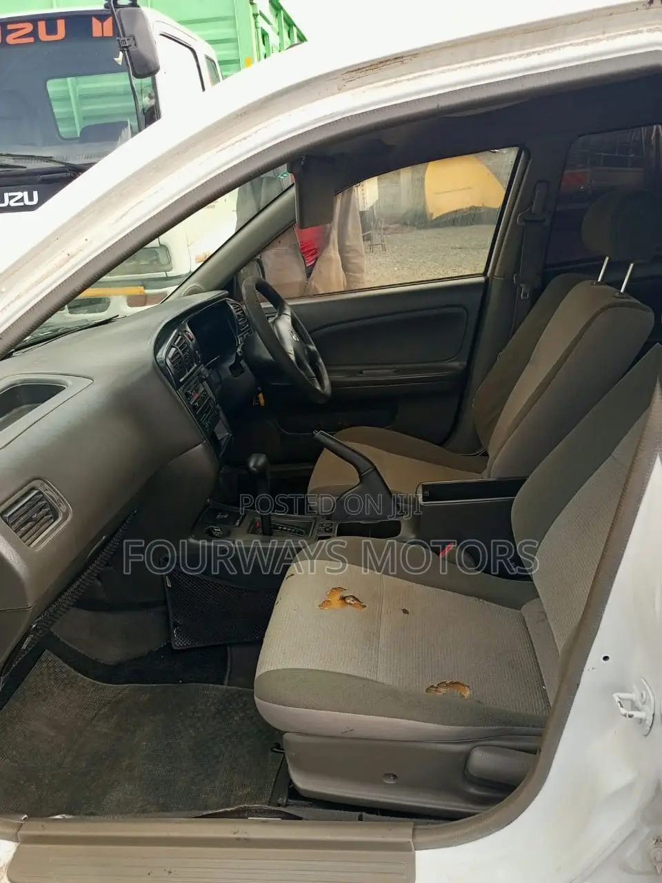 Nissan Wingroad 2005 White