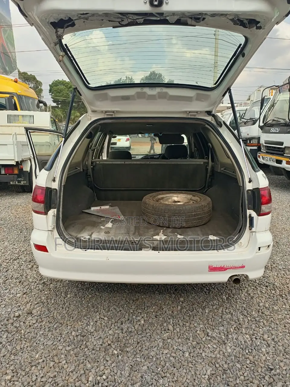 Nissan Wingroad 2005 White