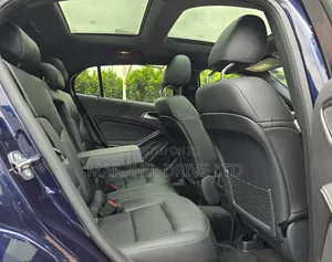 Mercedes-Benz GLA-Class 2018 Blue