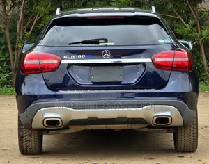 Mercedes-Benz GLA-Class 2018 Blue