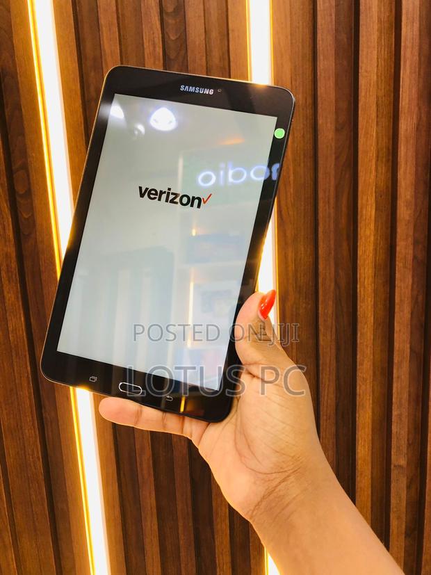 Samsung Galaxy Tab E 8.0 16 GB Black - main view