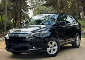 Toyota Harrier 2.0 2019 Black
