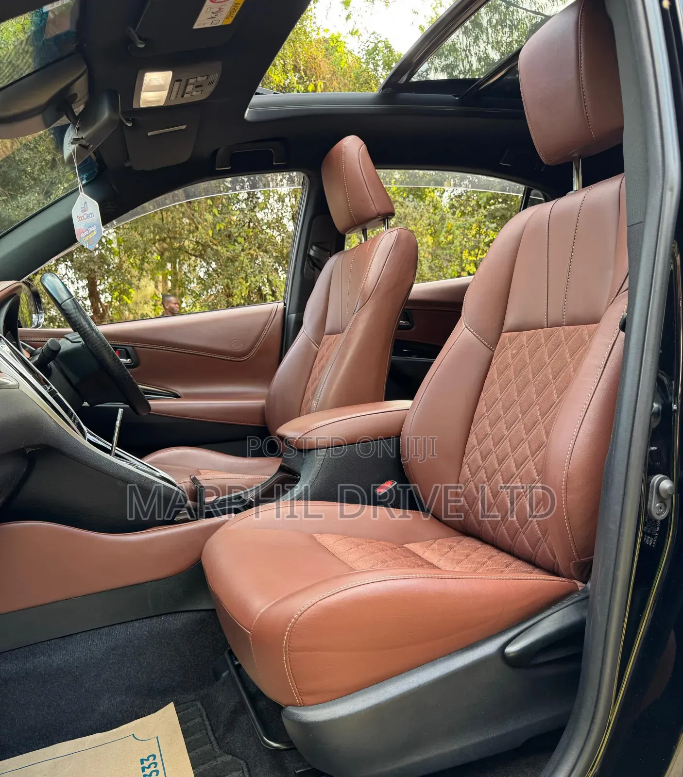 Toyota Harrier 2.0 2019 Black