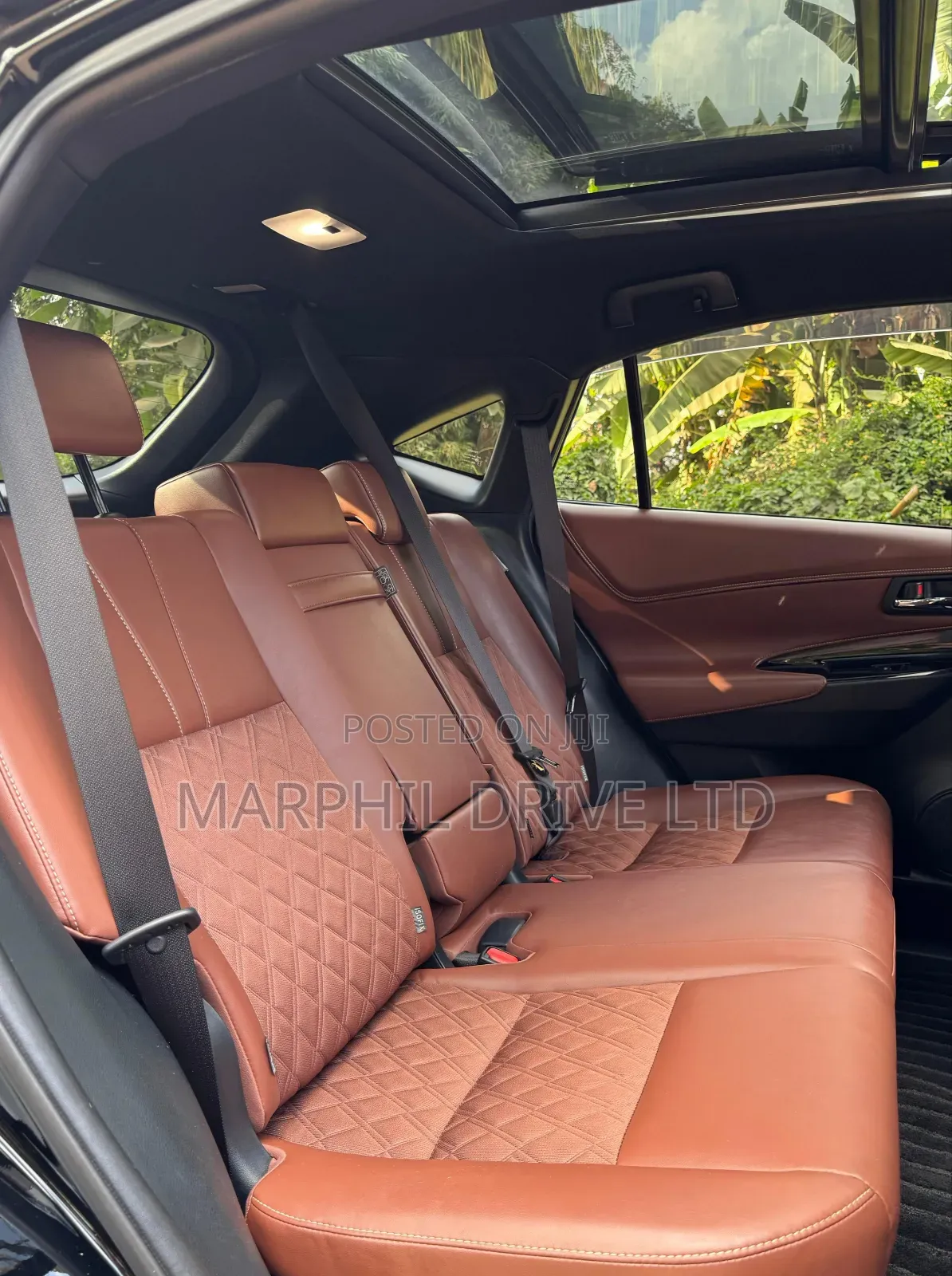 Toyota Harrier 2.0 2019 Black