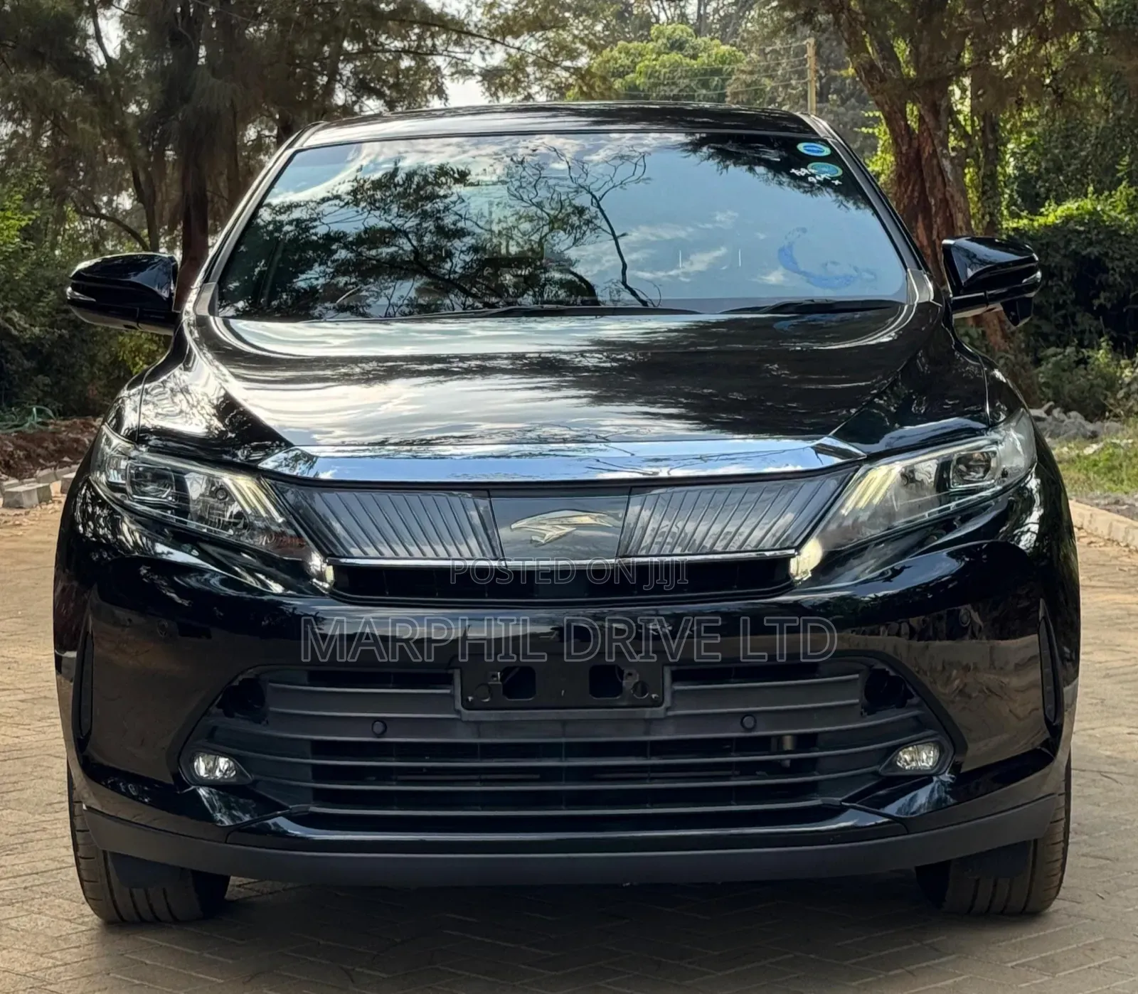 Toyota Harrier 2.0 2019 Black