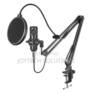 The Studio Microphone Set. Bm 800 and Reachable Sound Card V8