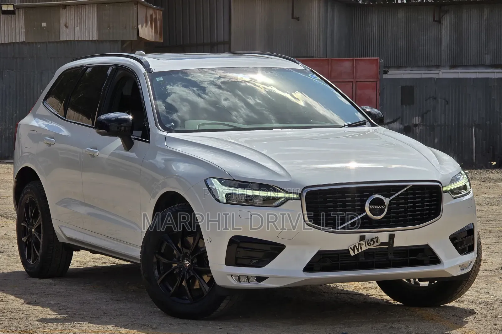 Volvo XC60 T5 R-Design AWD 2019 White