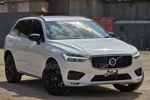 Volvo XC60 T5 R-Design AWD 2019 White