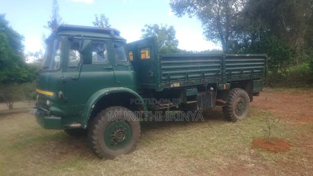 4wd Ex Army Bedford With Turbo Engine 4 Wd With Lock Diff - thumbnail 2