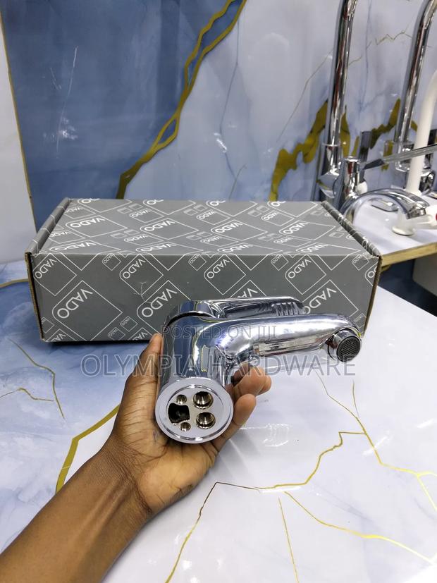 Vado Basin Mixer (Lever Handle) - thumbnail 2