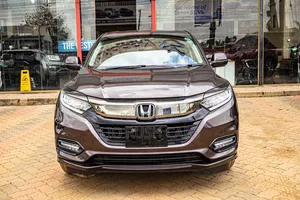 Honda Vezel 2019 Maroon