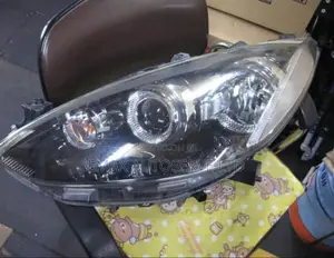 Mazda Demio 2008 -2011 Xenon Headlight