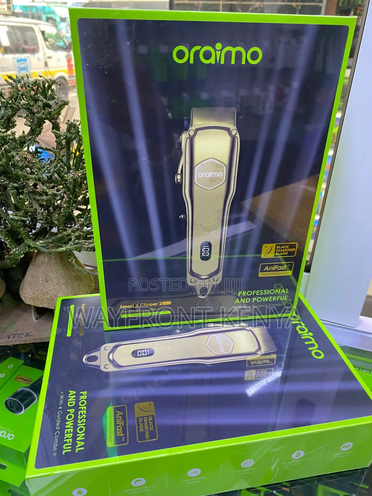 Oraimo Opc-Cl30g Smart Clipper 2 Gold With 4 Guided Combs