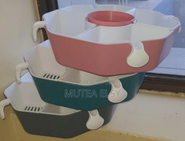 Pink Green 360°Rotating Octagonal Fruit Drainer Baskets - main view