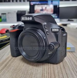 Nikon D5600 DSLR Camera + 18-55mm Lens (1400 Shutter Count) - thumbnail 2