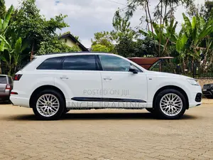 Audi Q7 2.0T Premium AWD quattro 2018 White