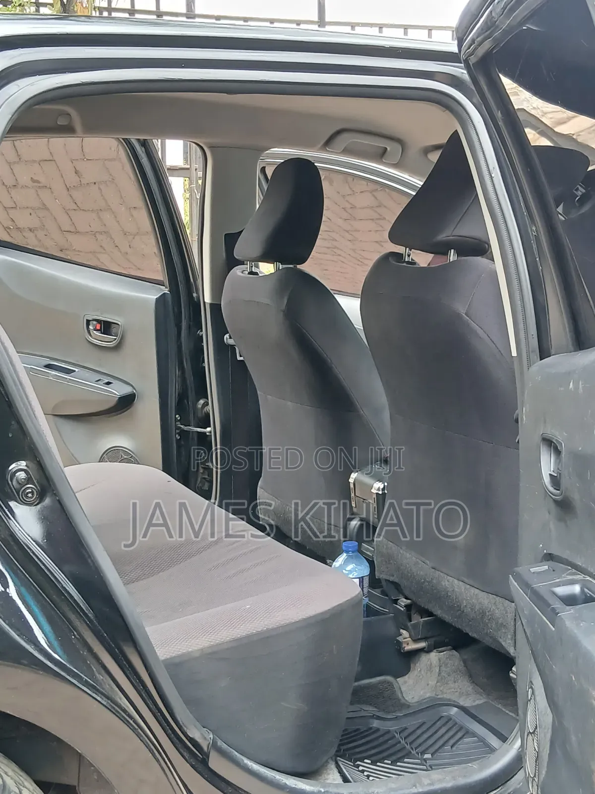 Toyota Vitz 2012 Black
