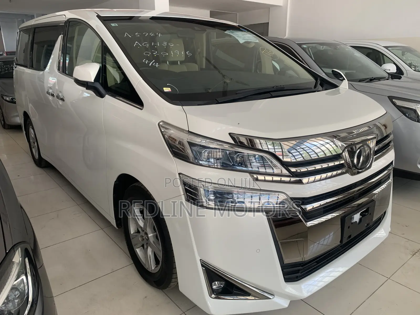 Toyota Vellfire 2018 White