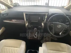 Toyota Vellfire 2018 White