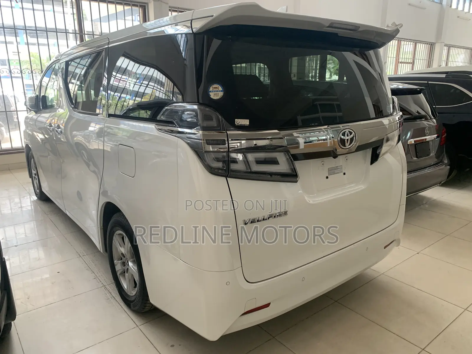 Toyota Vellfire 2018 White