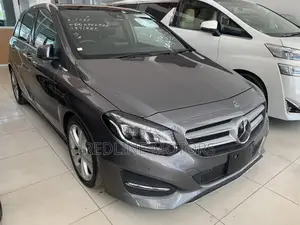 Mercedes-Benz B-Class B180 Petrol 2018 Gray