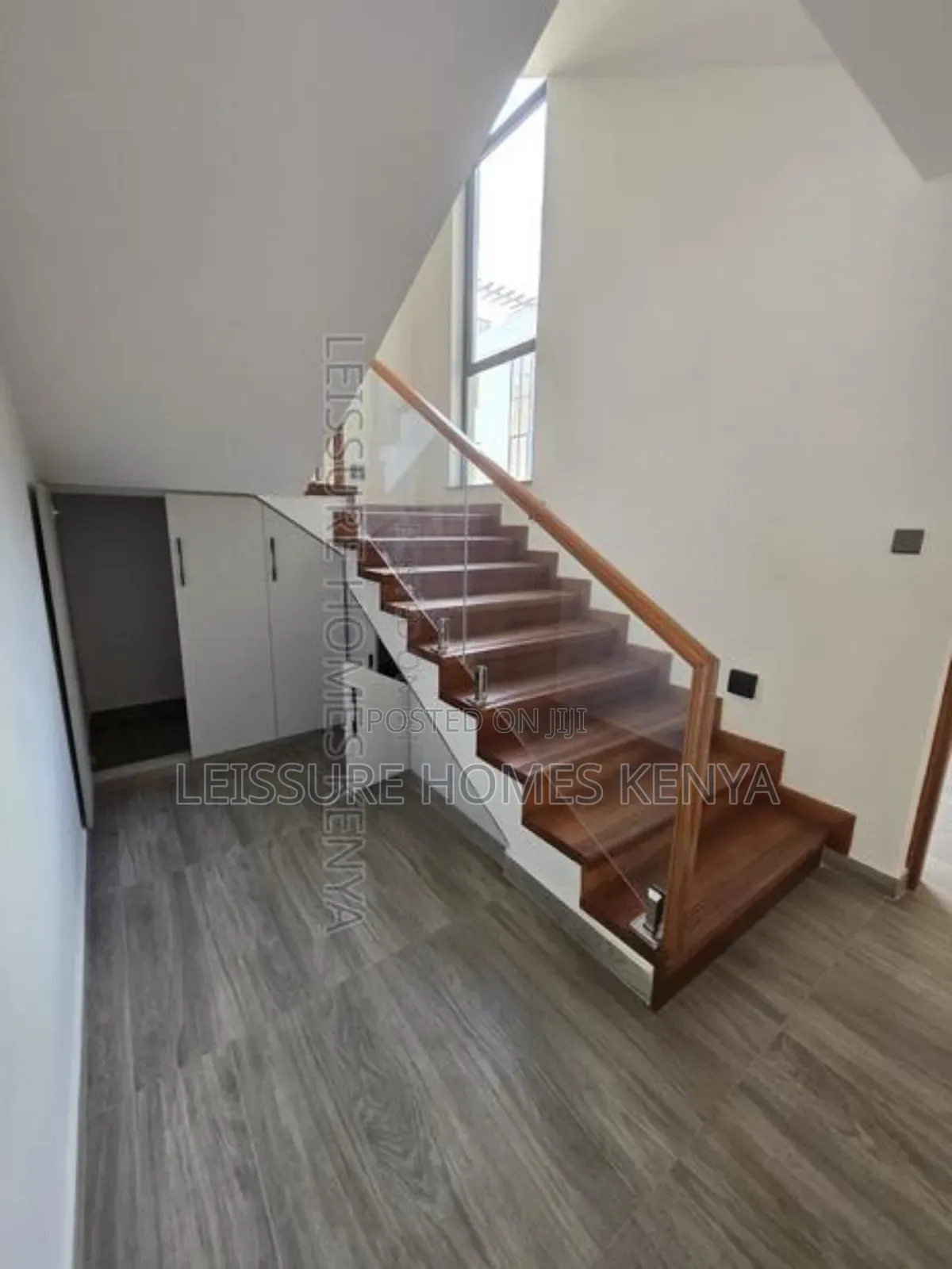 5bdrm Villa in Lavington for sale