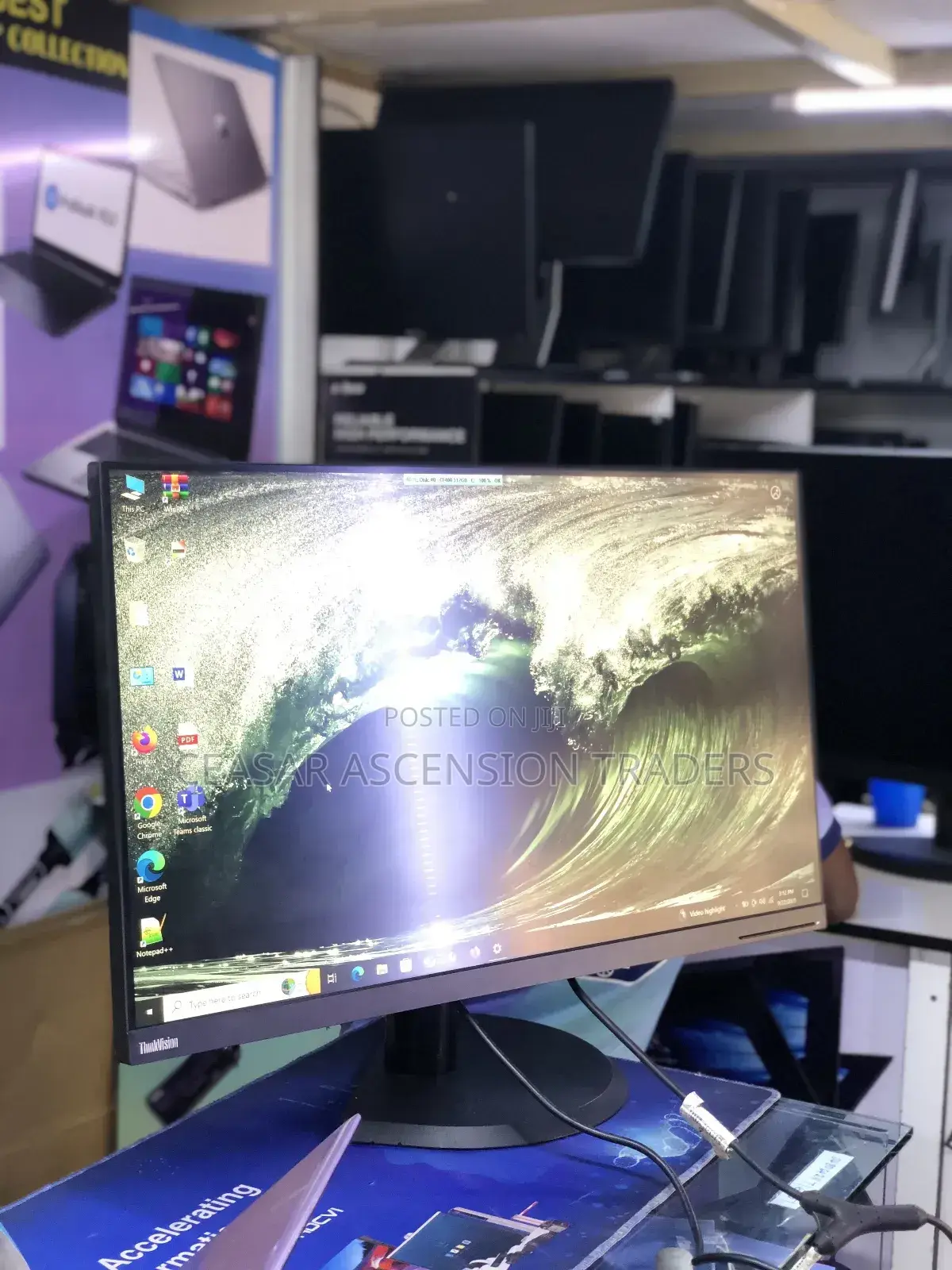 Lenovo Thinksvision Display