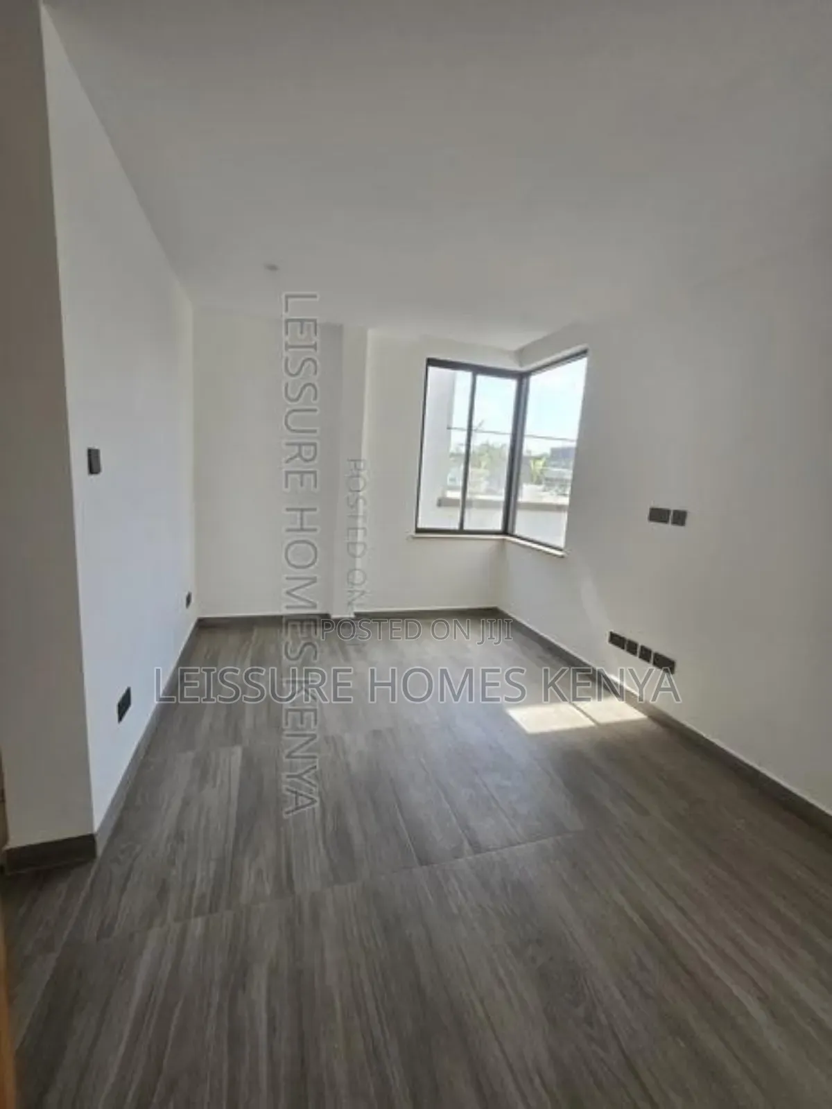 5bdrm Villa in Lavington for sale
