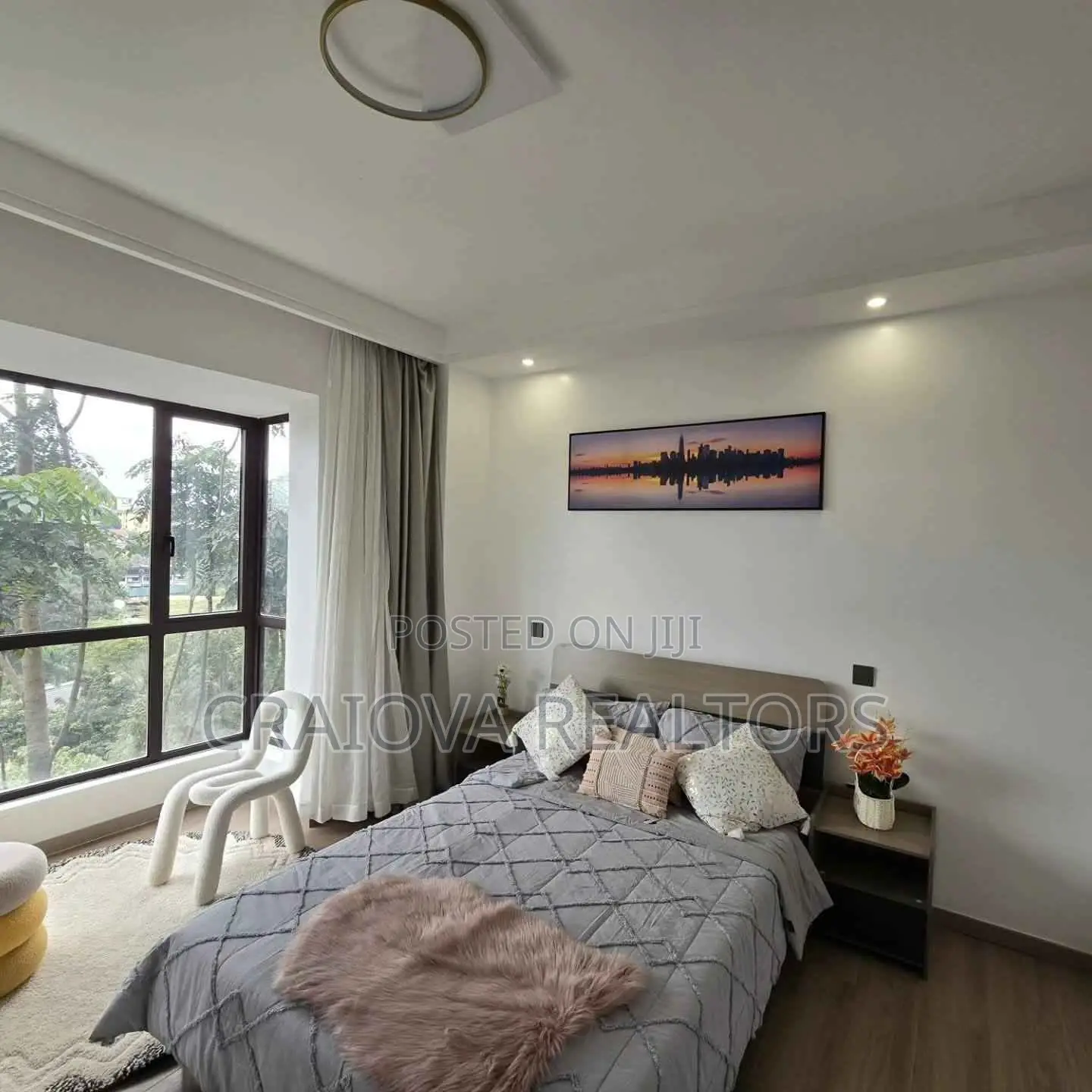 3bdrm Apartment in Riverside Drive for sale