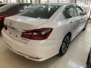 Honda Accord Hybrid 2018 Pearl