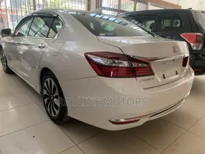 Honda Accord Hybrid 2018 Pearl